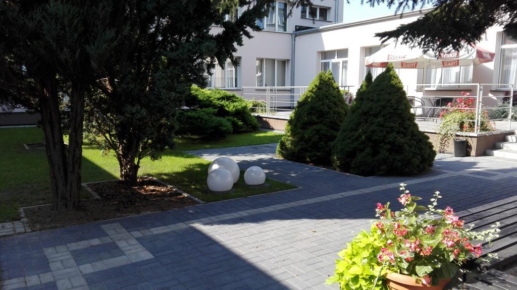 Hotel Odr Sulechów Exterior foto